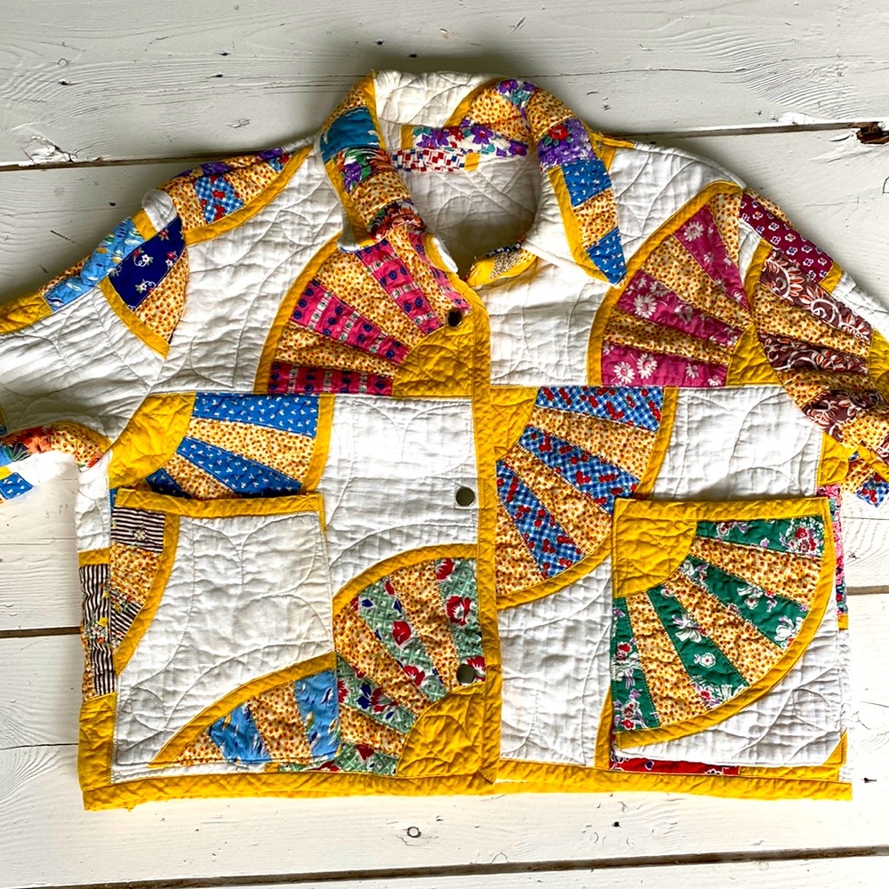 Handmade Vintage Patchwork Sunburst Quilt Cropped Jacket Coat sz M - XL